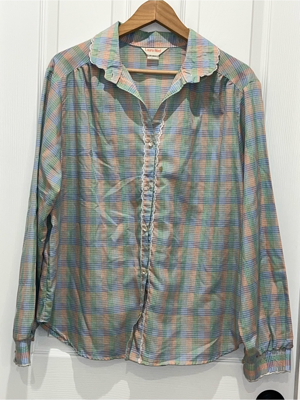 Laura Mae 1960's Pastel Plaid Ruffle-Trim Button Front Shirt in Blue/Green/Pink
